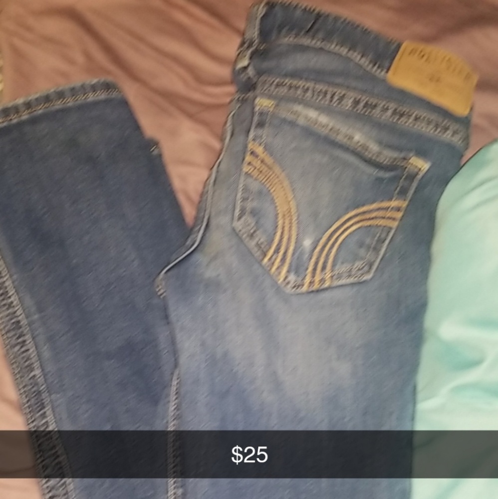 Hollister Jean's
